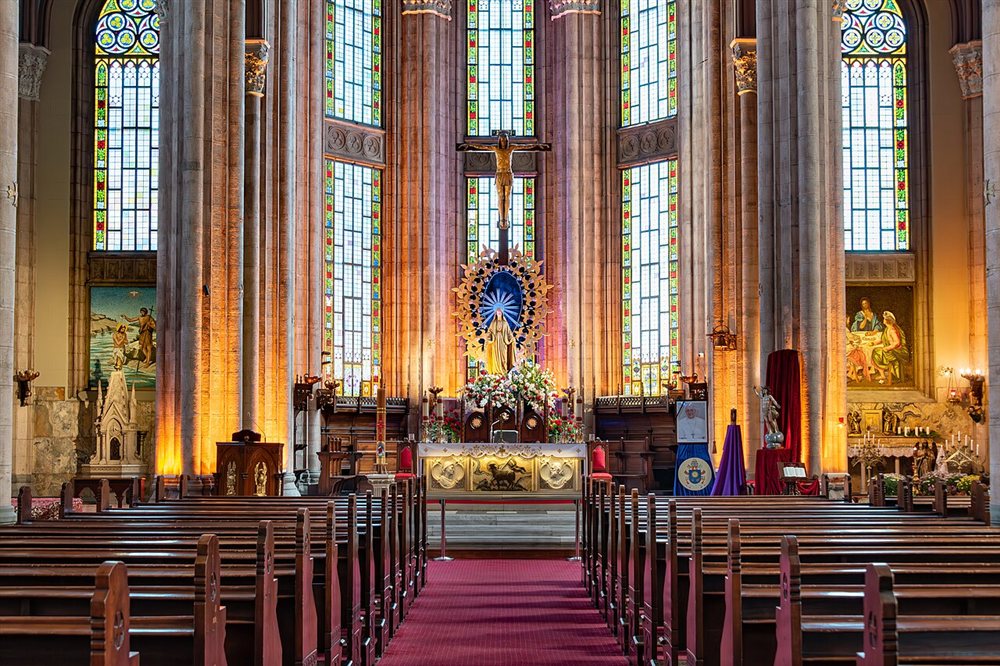 La Basilica di Sant'Antonio di Padova su İstiklal